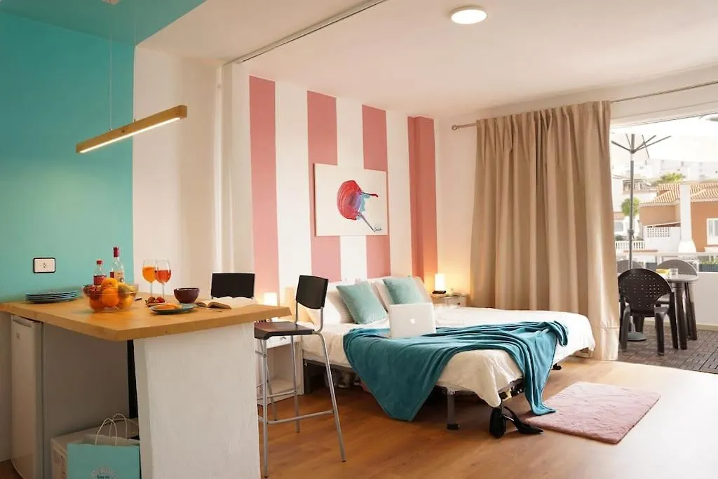 Calima Apartment アデヘ